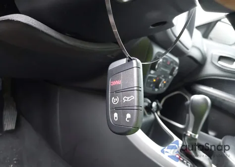 2021 Jeep Compass Latitude Fwd from USA, damaged, VIN 3C4NJCBB2MT604581